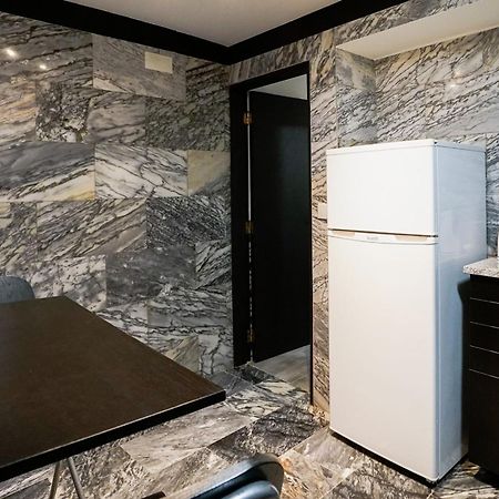 Cosmopolitan Chiado Apartment By Lovelystay Lisbon Bagian luar foto